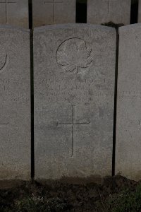 Lijssenthoek Military Cemetery - Hawkins, W H K