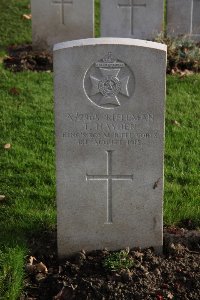 Lijssenthoek Military Cemetery - Hayden, T