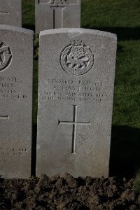 Lijssenthoek Military Cemetery - Haythorn, A