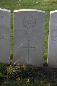Lijssenthoek Military Cemetery - Haywood, Herbert Turley