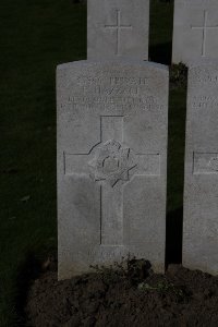 Lijssenthoek Military Cemetery - Hazzard, F
