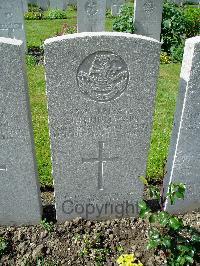 Lijssenthoek Military Cemetery - Heaps, Arthur