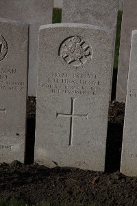 Lijssenthoek Military Cemetery - Heathcote, J H