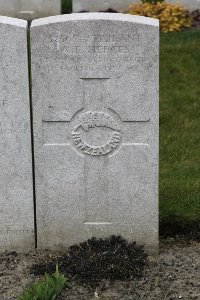 Lijssenthoek Military Cemetery - Hedges, Alfred Ernest