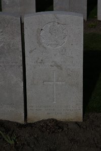 Lijssenthoek Military Cemetery - Heeley, Herbert Manston