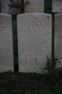 Lijssenthoek Military Cemetery - Helm, James