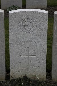 Lijssenthoek Military Cemetery - Henshaw, T