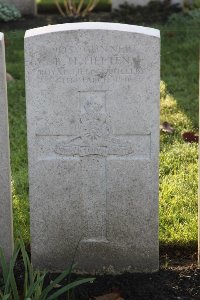 Lijssenthoek Military Cemetery - Hepten, R H