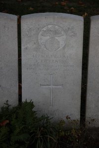Lijssenthoek Military Cemetery - Herrning, John