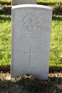 Lijssenthoek Military Cemetery - Herron, Reginald Maurice