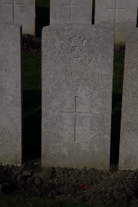 Lijssenthoek Military Cemetery - Hewitt, Ernest William Edward
