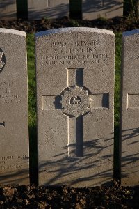 Lijssenthoek Military Cemetery - Higgins, Sidney George