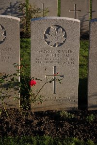 Lijssenthoek Military Cemetery - Higham, Edward William