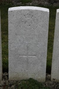 Lijssenthoek Military Cemetery - Hill, T