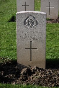 Lijssenthoek Military Cemetery - Hill, T A