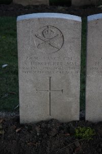 Lijssenthoek Military Cemetery - Hinchcliffe, A