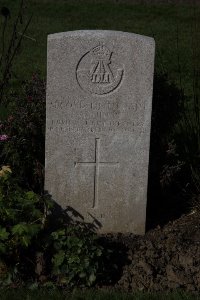 Lijssenthoek Military Cemetery - Hines, Austin