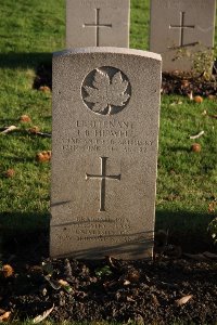 Lijssenthoek Military Cemetery - Hipwell, Jack Basil