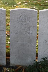 Lijssenthoek Military Cemetery - Hirons, F J