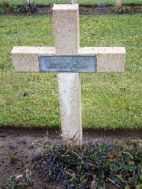 Lijssenthoek Military Cemetery - His, Alexandre