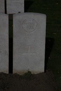 Lijssenthoek Military Cemetery - Hodgson, R