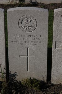 Lijssenthoek Military Cemetery - Hoffman, P G