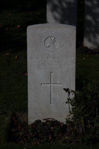 Lijssenthoek Military Cemetery - Hogg, Alexander William