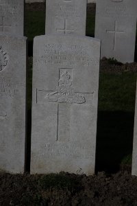 Lijssenthoek Military Cemetery - Hogg, Walter