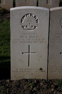 Lijssenthoek Military Cemetery - Hogg, William Thomas