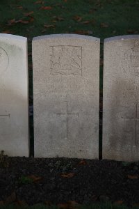 Lijssenthoek Military Cemetery - Holbrook, Amos Burton