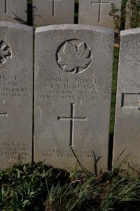 Lijssenthoek Military Cemetery - Holland, Joseph Samuel