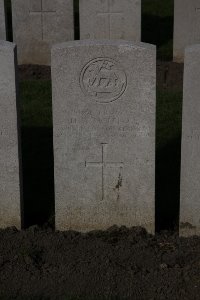 Lijssenthoek Military Cemetery - Hollings, Henry Amos