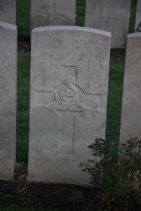 Lijssenthoek Military Cemetery - Holt, William Vernon