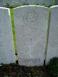 Lijssenthoek Military Cemetery - Hood, Sidney John