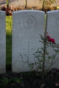 Lijssenthoek Military Cemetery - Hope, D