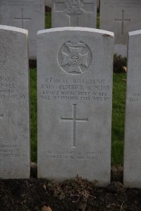 Lijssenthoek Military Cemetery - Hopkins, John Frederick