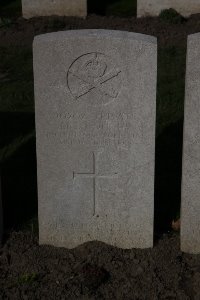 Lijssenthoek Military Cemetery - Hopkins, M J