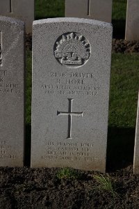 Lijssenthoek Military Cemetery - Hore, Roy