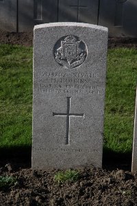 Lijssenthoek Military Cemetery - Hoskins, H