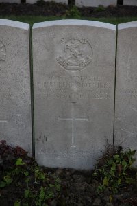 Lijssenthoek Military Cemetery - Hotchkiss, Robert Henry