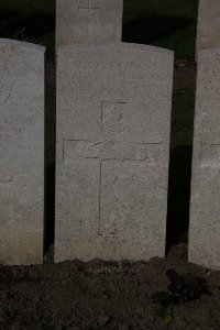 Lijssenthoek Military Cemetery - Houston, Charles Newlands