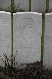 Lijssenthoek Military Cemetery - Howard, P J
