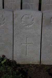 Lijssenthoek Military Cemetery - Howe, Edward Alexander