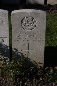 Lijssenthoek Military Cemetery - Howell, Samuel James