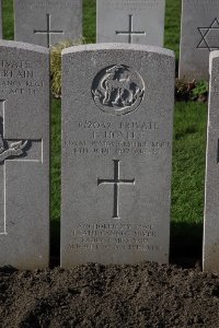 Lijssenthoek Military Cemetery - Hoyles, Percy