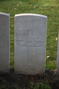 Lijssenthoek Military Cemetery - Hughes, David Lewis
