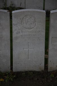 Lijssenthoek Military Cemetery - Hughes, Peter