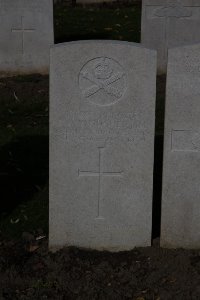 Lijssenthoek Military Cemetery - Hughes, Richard John William