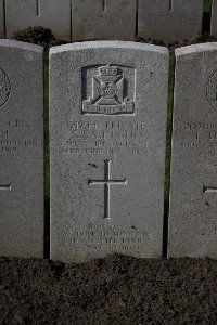 Lijssenthoek Military Cemetery - Hughes, S J A