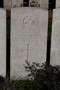 Lijssenthoek Military Cemetery - Hughes, Simon